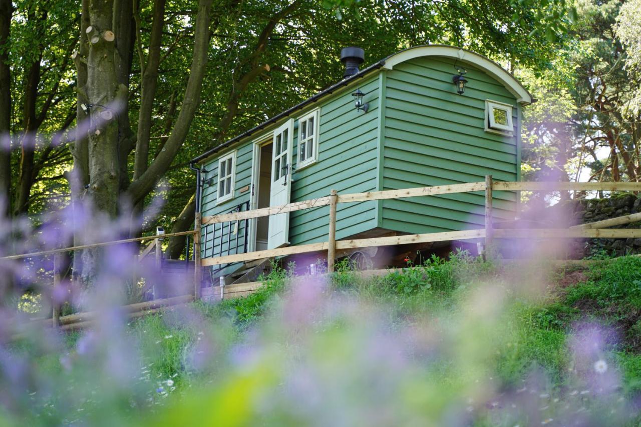 Lavender Retreat With Private Hot Tub Guest House Upper Hulme Bagian luar foto