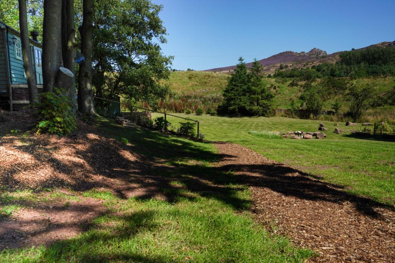 Lavender Retreat With Private Hot Tub Guest House Upper Hulme Bagian luar foto