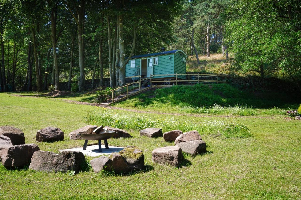 Lavender Retreat With Private Hot Tub Guest House Upper Hulme Bagian luar foto