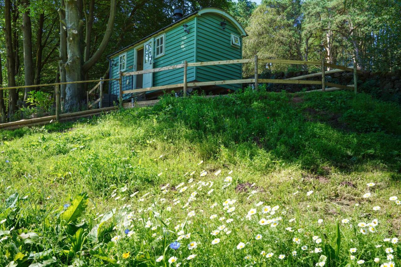Lavender Retreat With Private Hot Tub Guest House Upper Hulme Bagian luar foto